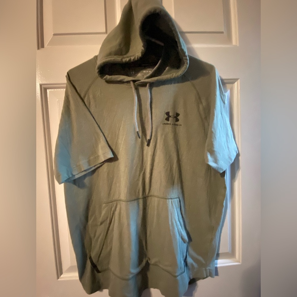 Olive US hoodie tee